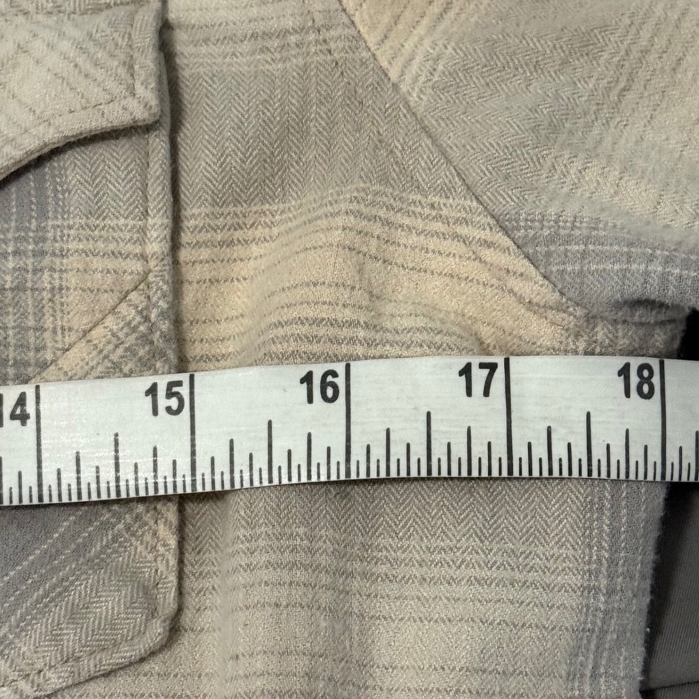 Prana Plaid Flannel Shirt Jacket Womens Size Medium Snap Button Organic Cotton - Picture 4 of 9